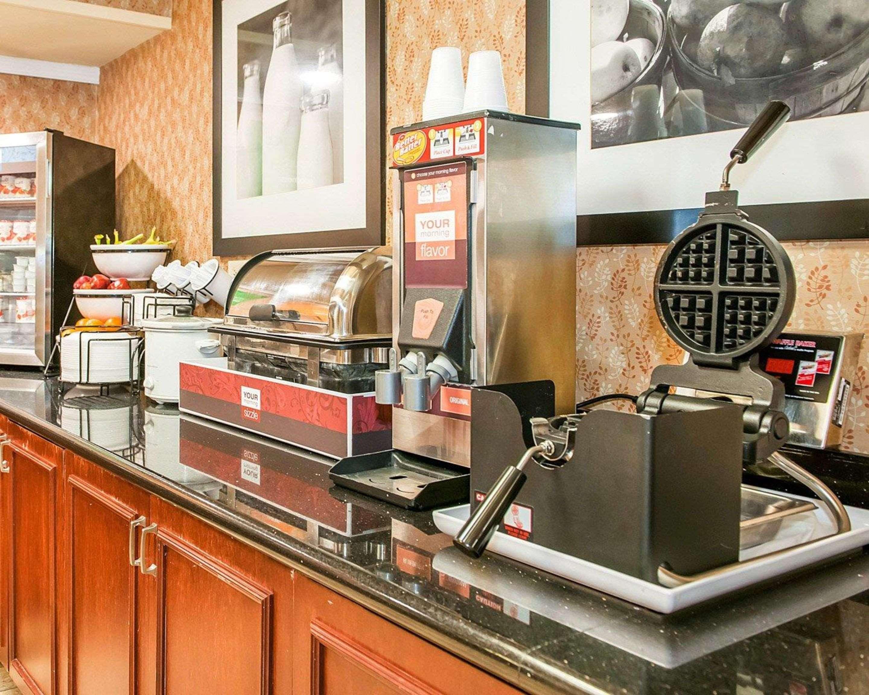 Comfort Inn Oxford - University Area Экстерьер фото