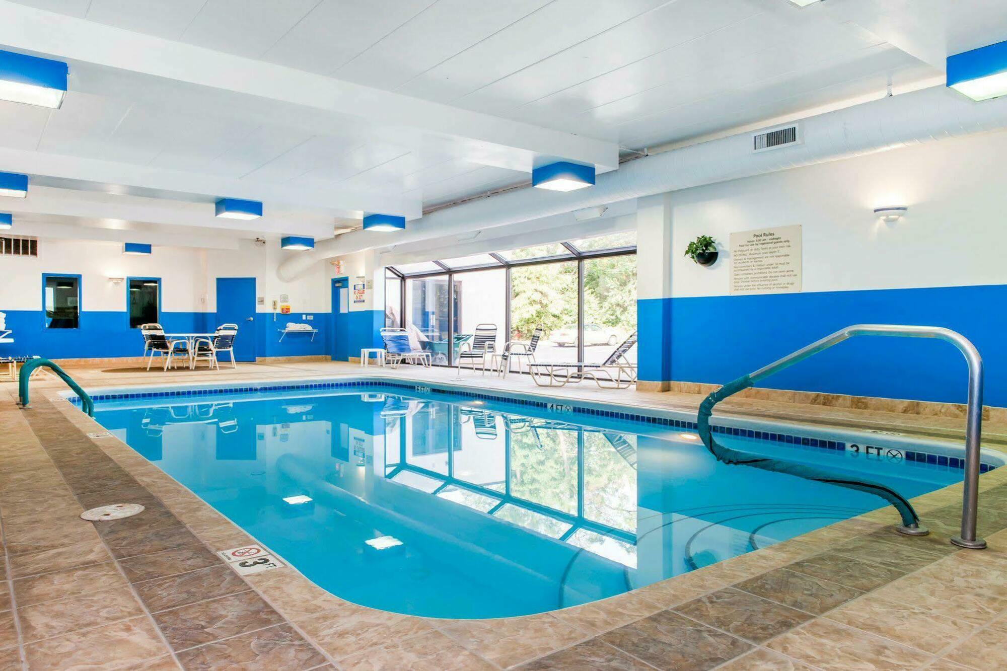 Comfort Inn Oxford - University Area Экстерьер фото